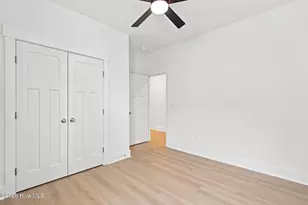 104 SE 6th St, Oak Island, NC 28465 - Photo 34