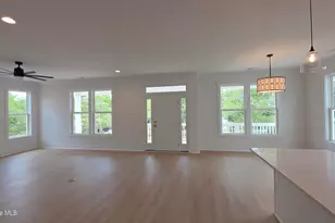 104 SE 6th St, Oak Island, NC 28465 - Photo 2