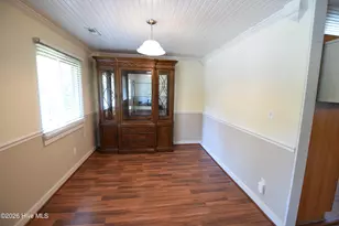 105 Captains Cove, New Bern, NC 28562 - Photo 2