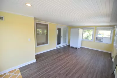 105 Captains Cove, New Bern, NC 28562 - Photo 12