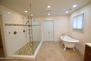 105 Captains Cove, New Bern, NC 28562 - Photo 32