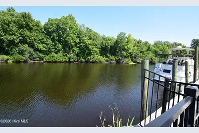 105 Captains Cove, New Bern, NC 28562 - Photo 50