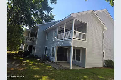 109 W Victoria Court #A, Greenville, NC 27834 - Photo 2