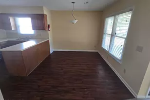 109 W Victoria Ct, Greenville, NC 27834 - Photo 10