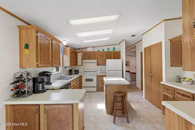 605 Outrigger Court, Hampstead, NC 28443 - Photo 14