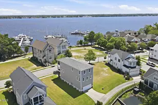 807 E Front St, New Bern, NC 28560 - Photo 56