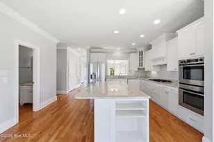 807 E Front St, New Bern, NC 28560 - Photo 22