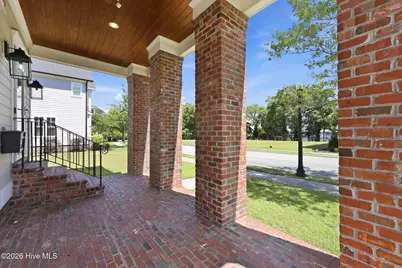 807 E Front Street, New Bern, NC 28560 - Photo 2