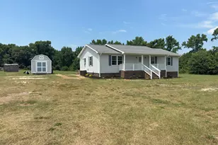 157 Alphin Ln, Warsaw, NC 28398 - Photo 1