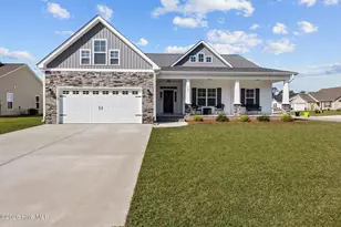 400 Belevue Ct, New Bern, NC 28560 - Photo 1