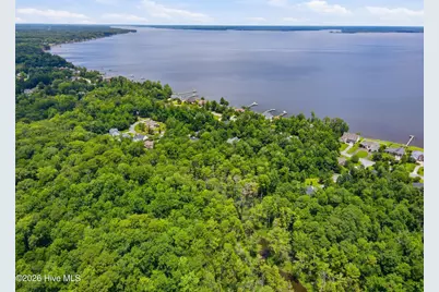 516 Neuse Harbour Boulevard, New Bern, NC 28560 - Photo 8