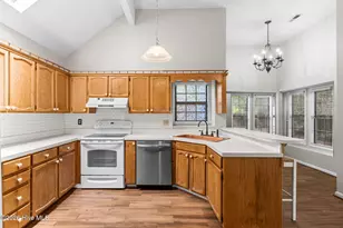 1052 Valley Dr, Calabash, NC 28467 - Photo 12