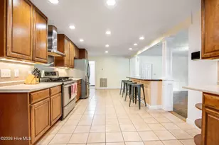 313 Forest Grove Ave, Jacksonville, NC 28540 - Photo 6