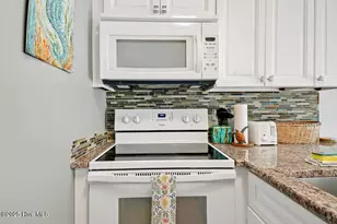 1601 Carolina Beach Ave N, Carolina Beach, NC 28428 - Photo 20