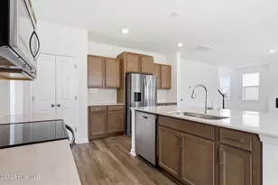 362 Summer Wind Wy, Aberdeen, NC 28315 - Photo 12