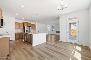 362 Summer Wind Wy, Aberdeen, NC 28315 - Photo 16