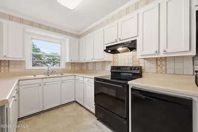 1807 Sulgrave Road, Greenville, NC 27858 - Photo 30