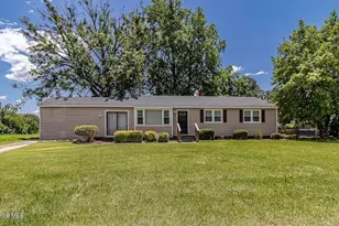 302 Nelson Dr, Goldsboro, NC 27534 - Photo 1