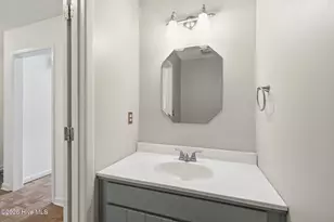 115 N Harbor Dr, Beaufort, NC 28516 - Photo 12