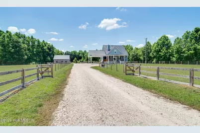 424 Jimmy Tate Williams Road, Beulaville, NC 28518 - Photo 2