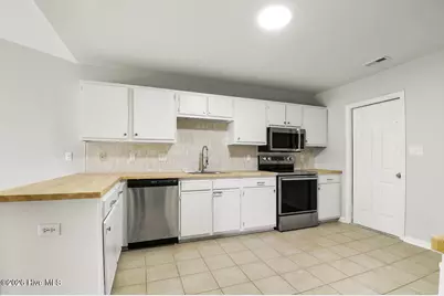 113 Charlton Road, Hubert, NC 28539 - Photo 10