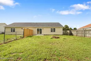 113 Charlton Rd, Hubert, NC 28539 - Photo 14