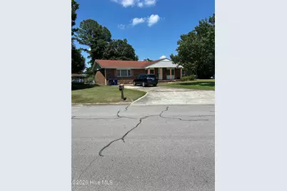 700 Oakwood Avenue, Jacksonville, NC 28546 - Photo 1