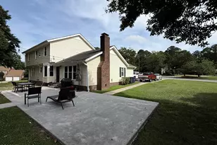 905 Welsh Ln, Jacksonville, NC 28546 - Photo 8