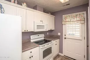 130 NE 11th St, Oak Island, NC 28465 - Photo 18