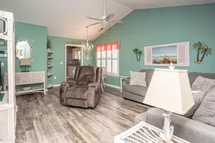 130 NE 11th St, Oak Island, NC 28465 - Photo 12