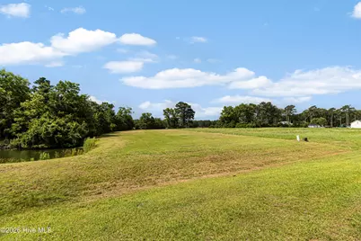 303 Orchard Circle, Newport, NC 28570 - Photo 10