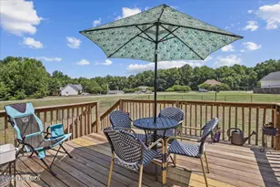 223 Sunridge Ln, Pikeville, NC 27863 - Photo 6
