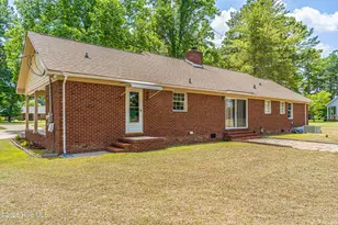 11361 Bonnie Ln, Laurinburg, NC 28352 - Photo 16