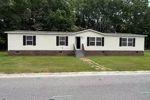5927 Berkley Dr, Grifton, NC 28530 - Photo 1