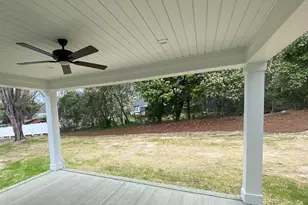406 Summit St, Aberdeen, NC 28315 - Photo 2