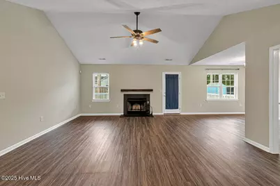 201 Ross Court, Sneads Ferry, NC 28460 - Photo 6
