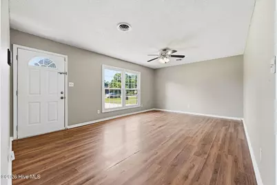 105 Vandergrift Drive, Jacksonville, NC 28540 - Photo 8
