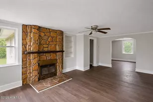 163 E Hudson Ln, Fayetteville, NC 28306 - Photo 2