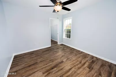 100 Lakeside Green Drive, New Bern, NC 28560 - Photo 20