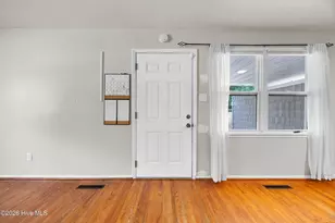 604 Jarman St, Jacksonville, NC 28540 - Photo 8