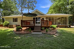 204 Eastwood Dr, Wallace, NC 28466 - Photo 6