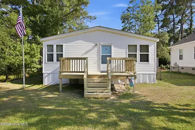 655 Brookneal Street SE, Bolivia, NC 28422 - Photo 1