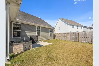 912 W Arboria Drive, Hampstead, NC 28443 - Photo 10