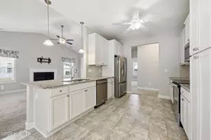 1301 Teakwood Dr, Greenville, NC 27834 - Photo 14