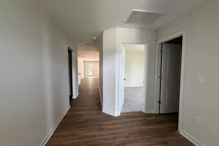 11 Baxley Dr, Dunn, NC 28334 - Photo 2