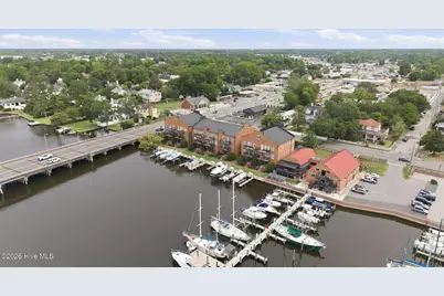 421 W Main Street #201, Washington, NC 27889 - Photo 8