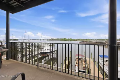 421 W Main Street #201, Washington, NC 27889 - Photo 6