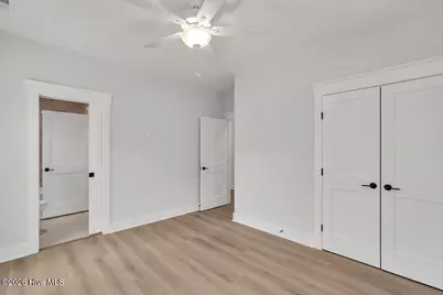 117 NE 17th Street, Oak Island, NC 28465 - Photo 32