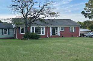 411 E Green St, Macclesfield, NC 27852 - Photo 4