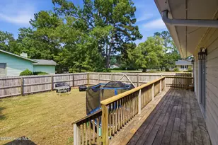 804 Plantation Dr, New Bern, NC 28562 - Photo 24